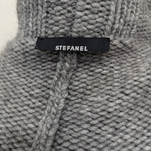 Stefanel Grey Wool Alpaca Blend Knit Sweater Cape Minimalist Luxury - Picture 12 of 14